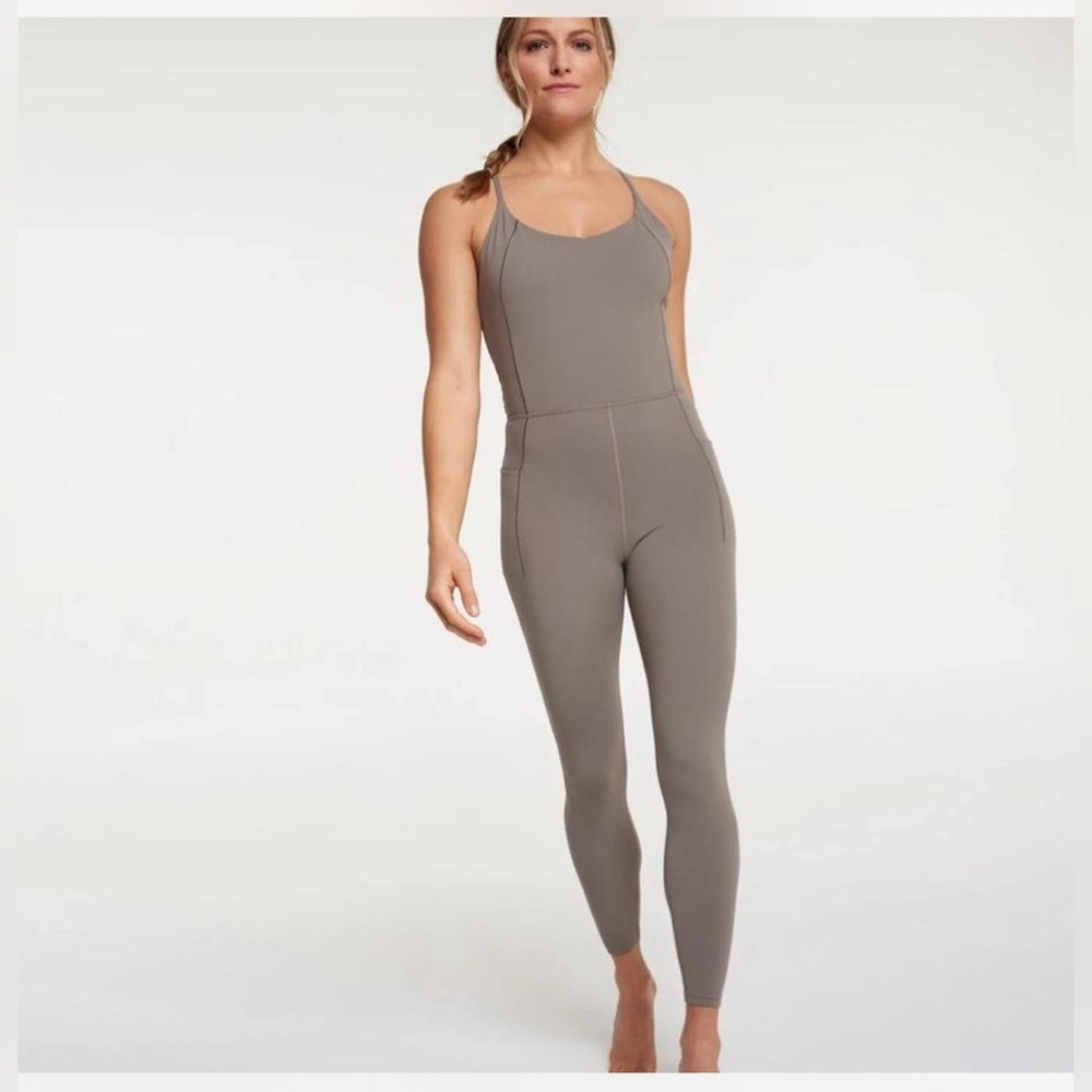 CALIA by Carrie Underwood dark gray yoga sport workout Jumpsuit L